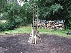 Kern (Quandel) des Meilers auf einem früheren Meilerplatz