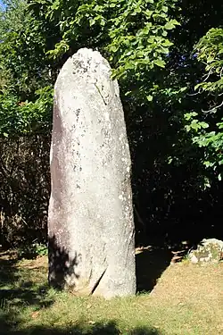 Der stehende Menhir von Kerara