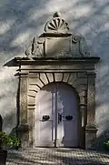 Renaissance-Portal Friedhofskirche (1613)