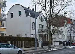 zwei Einfamilienhäuser