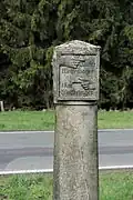 Histori­scher Kilometer­stein (Kreisstraße&nbsp;61)