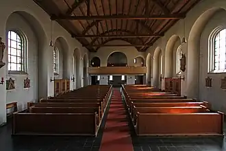 Innenansicht mit Blick zur Empore