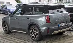 Mini Countryman (U25), Heckseitenansicht