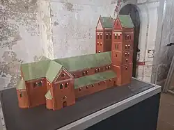 Romanischer Dom um 1200 (Modell)