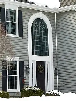 Modernes Bogenfenster (Akzentfenster)