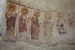 Kirche Saint-Pierre, romanische Fresken