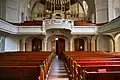Blick zur Empore mit Orgel