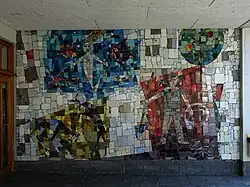 Mosaik Kind und Natur, 1962, Schulhaus Erlen, Riehen. Von Ernst Baumann (1909–1992) Maler, Künstler