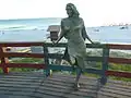 Denkmal für die brasilianische Schauspielerin Flávia Alessandra am Strand