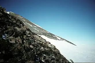 Osthang des Mount Duemler