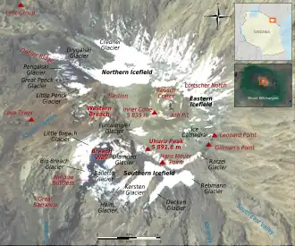 Die Gletscher am Kibo auf einem Satellitenfoto (2008)