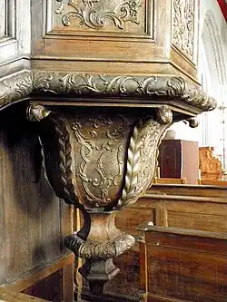 Unterteil des Kanzelkorbs und Stütze