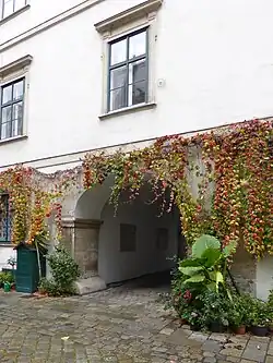 Deutsch­ordens­hof, Singerstraße 7, Wien