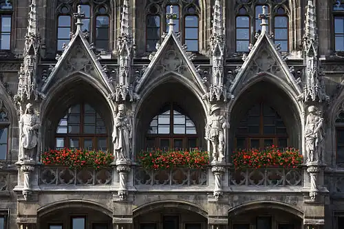 München, Neues Rathaus, Rathausbalkon, Erster Bauabschnitt