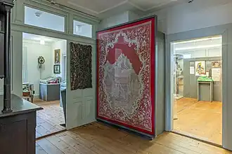 Aufwendige Rideaux-Stickerei