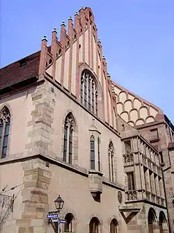 Nürnberger Rathaus, Sandstein­gotik mit Ziergiebel aus Backstein