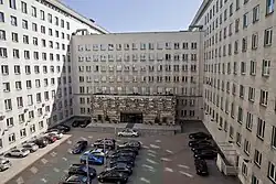 Haupteingang der Nationalbank Polens