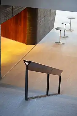 Ausschnitt des Treppenhauses im Atrium