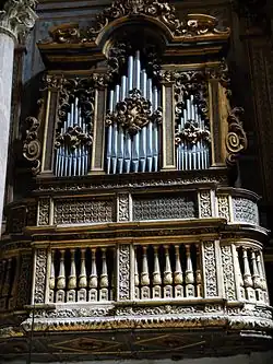 Orgel von Martino in Santa Caterina a Formiello