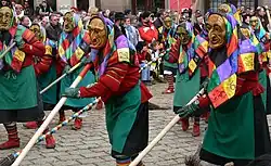 „Eckhexen“ der Narrenzunft Aulendorf, Oberschwaben, 2006