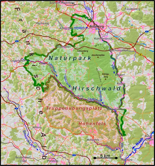 Lage und Topografie des Naturparks Hirschwald