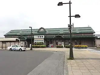 Ansicht des Bahnhofs (August 2011)