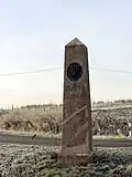 Preußischer Ganzmeilenobelisk an der B91
