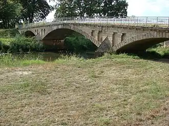 L&nbsp;673 Drei-Bogen-Betonbrücke Neudeck