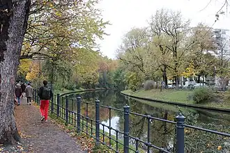 Neuköllner Schifffahrtskanal südöstlich des Weichselplatzes