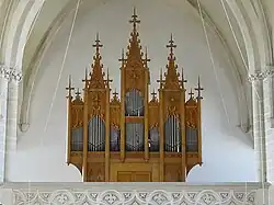 Blick zur Orgelempore