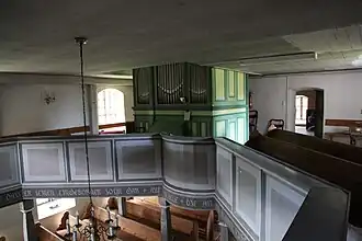Die Orgel auf der Westempore