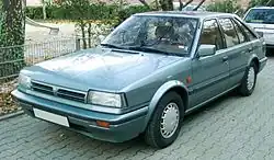 Nissan Bluebird Schrägheck (1988–1990)