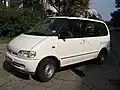 Der Minivan Nissan Serena C23