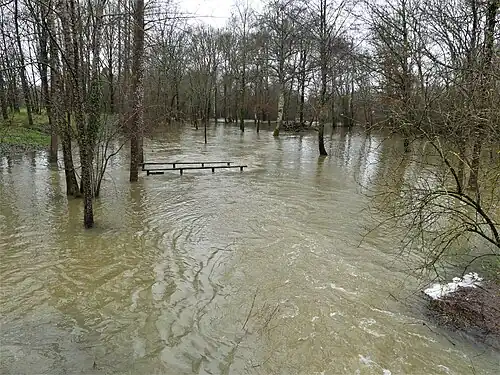 Überschwemmung der Nizonne talabwärts von La Rochebeaucourt im Februar 2021