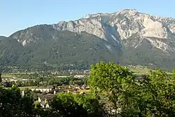 Blick von Feistritz an der Gail auf Nötsch und den Dobratsch