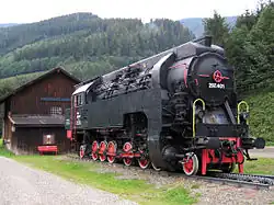 297&nbsp;401, Reihe 97.4 der Erzbergbahn, stärkste Zahnraddampflokomotive der Welt mit innen­liegenden Zylindern für zwei Trieb­zahnräder von Floridsdorf (1942)[77]