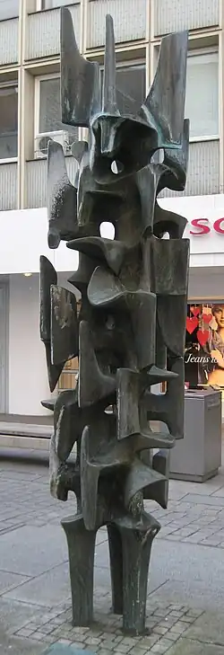 Tränenbrunnen, 1973 Koordinaten52.2729488.047164