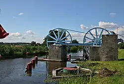 Seilscheiben zur Umlenkung des Stahlseiles am Ende des Rollberges in Kąty