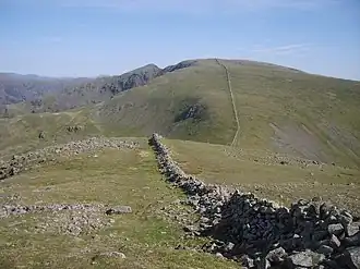 Das Scoat Fell vom Haycock aus gesehen mit dem Steeple im Hintergrund