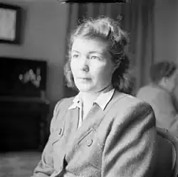 Die Dichterin Aale Tynni, Gold 1948