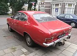Kadett „Coupé F“ (Heckansicht)