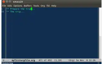 Durch Code-Faltung ist nur die erste Gliederungsebene zu sehen