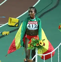 Erster großer Erfolg für Tirunesh Dibaba auf der längsten Bahndistanz, zuvor über 5000&nbsp;Meter 2003 Weltmeisterin und 2004 Olympiadritte – auch hier siegte sie in der Woche darauf über 5000&nbsp;Meter