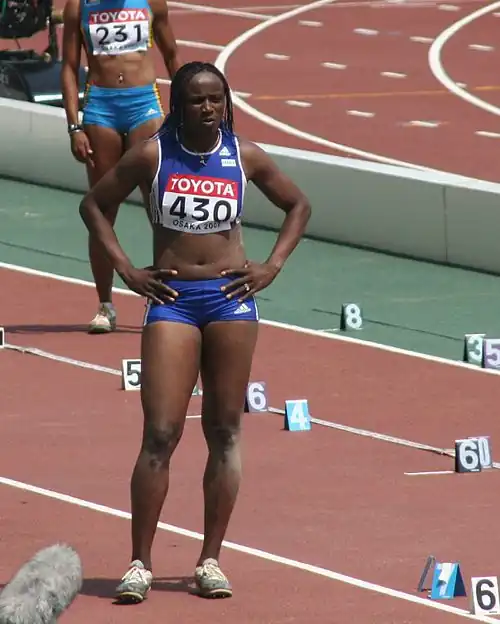 Weltmeisterin Eunice Barber, bei den Afrikaspielen 1995 Siegerin im Weitsprung, errang ihren ersten großen Erfolg, dem zahlreiche weitere folgen&nbsp;sollten