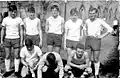 Fußballmannschaft vor einem Pokalspiel (1965)
