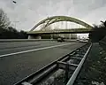 Brücke über der A15 in Papendrecht