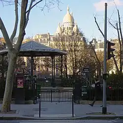 Square d’Anvers - Jean-Claude-Carrière im Norden des Stadtviertels
