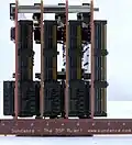 Ein Stapel von mehreren PCIe/104-Onebank-Modulen