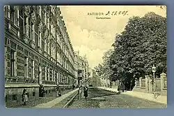 Die Postkarte, aus dem Jahr 1907, zeigt die Gartenstraße (polnisch Ulica Ogrodowa)