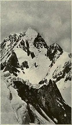 Mittig der Aoraki, rechts davon der Mount Dampier